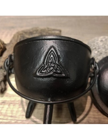 Chaudron de sorcière en fonte symbole Triquetra