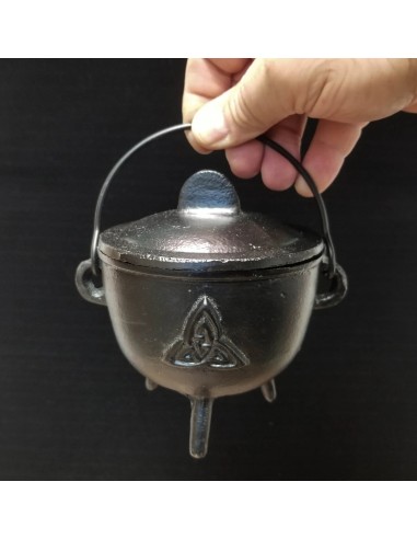 Chaudron de sorcière en fonte symbole Triquetra