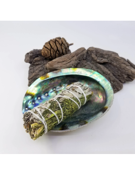 Bâton de fumigation à base de Rue et de sauge blanche